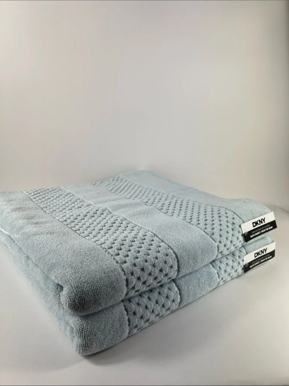 DKNY Bath Sheet Set 2 Pale Blue Towels Plush Cotton Quick Dry Zero Twist NEW